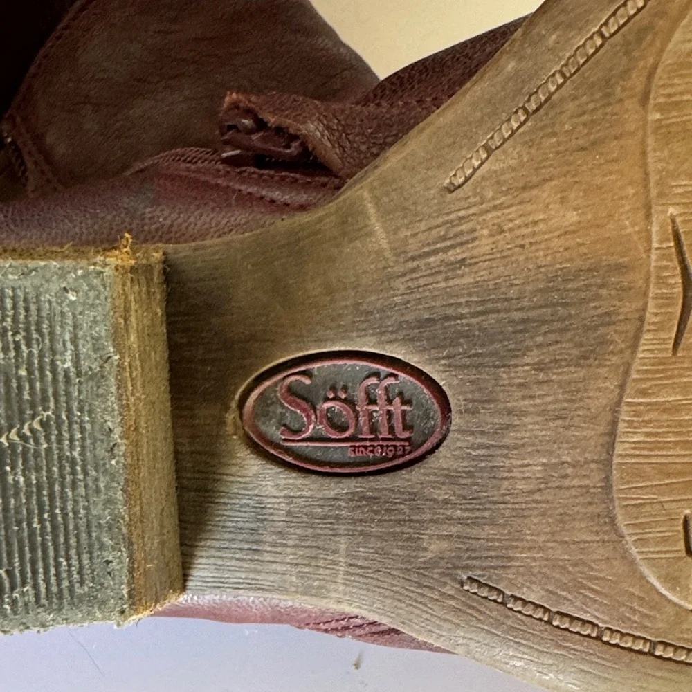 Sofft Maroon Ankle Booties - Picture 6 of 7